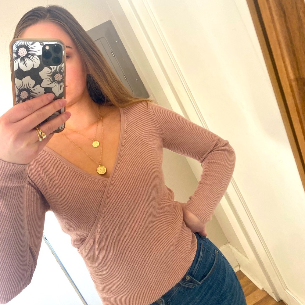 Leith cross v-neck sweater